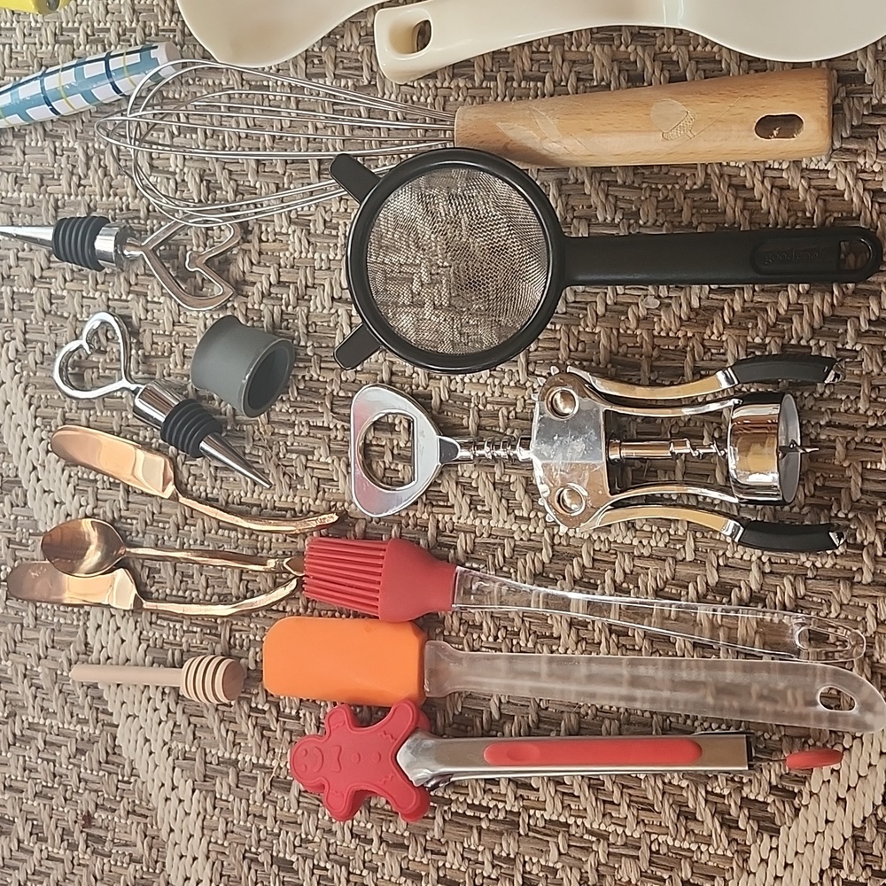 6/$25 Kitchen Misc Items - Picture 2 of 6